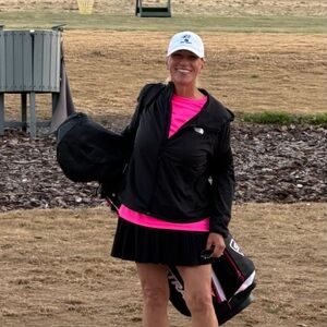 Meet your Posher, Holly